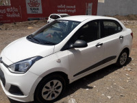 White Hyundai Xcent Base 1.2