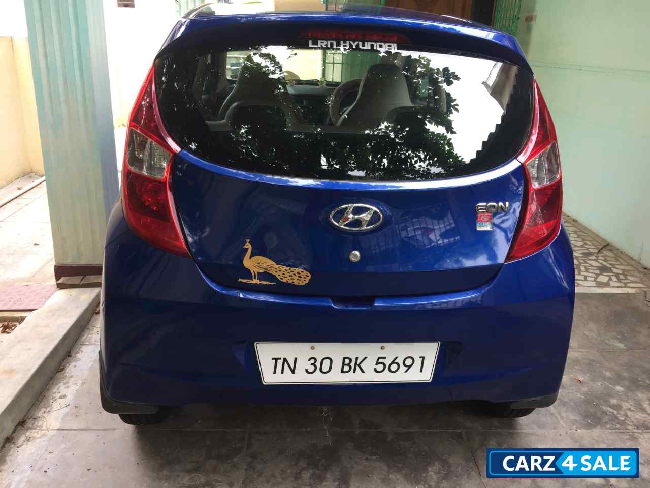 Blue Hyundai Eon Era plus