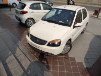 Cream Tata Indigo eCS LX TDI BS-III