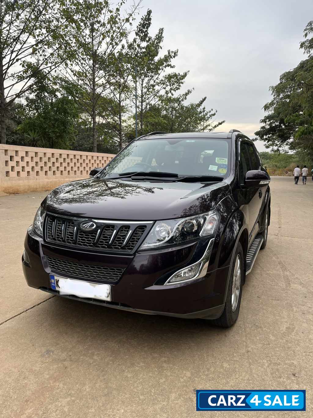 Mahindra XUV 500 W10 Mahindra XUV 500 W10