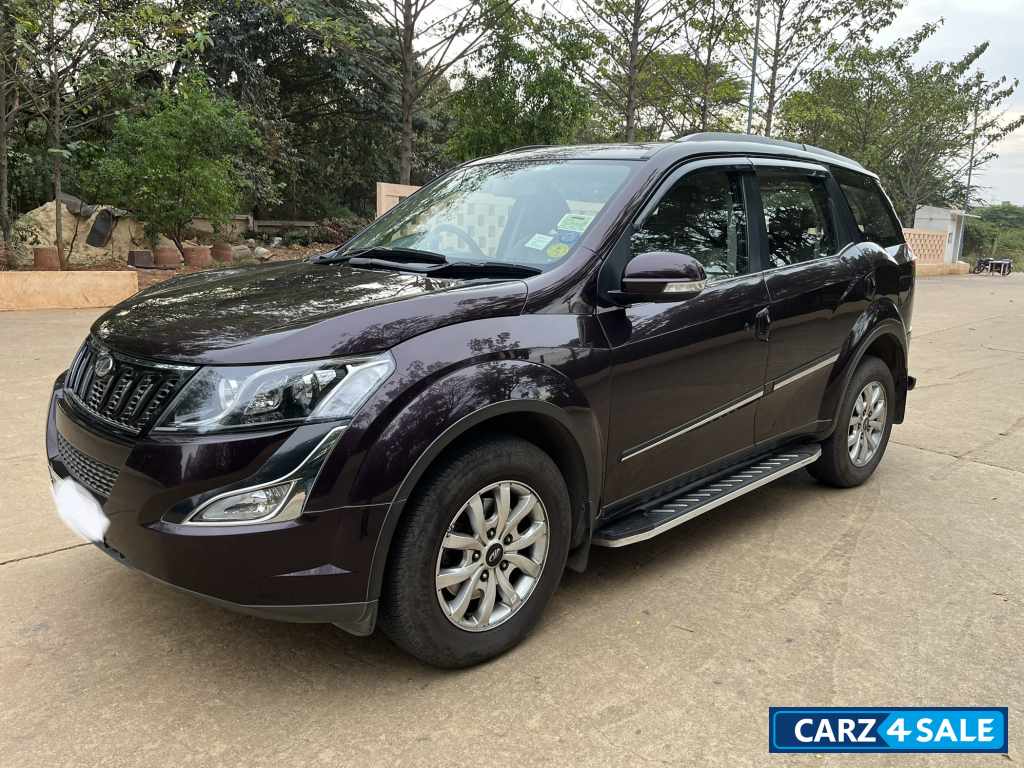 Mahindra XUV 500 W10 Mahindra XUV 500 W10