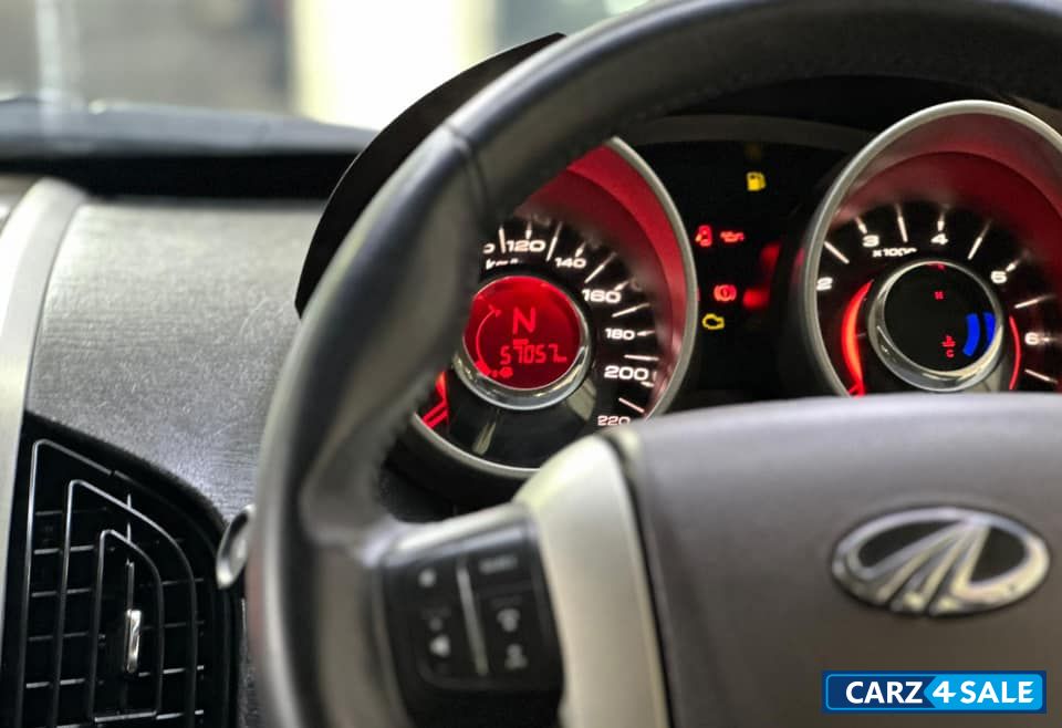 Mahindra XUV 500 W8 Mahindra XUV 500 W8