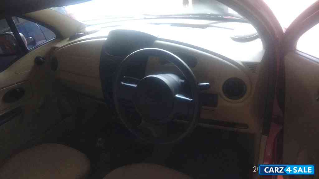 Velvet Red Chevrolet Spark 1.0 PS Velvet Red Chevrolet Spark 1.0 PS