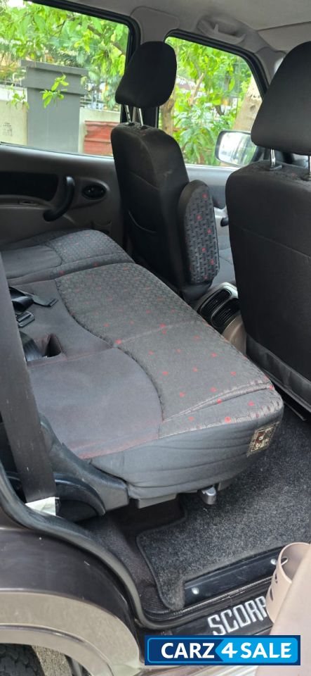 Mahindra Scorpio RF Hawk VLX AT 2WD Mahindra Scorpio RF Hawk VLX AT 2WD