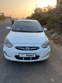 Whait Hyundai Verna sx1.6 opt