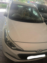 White Hyundai Elite i20 ASTA (O)