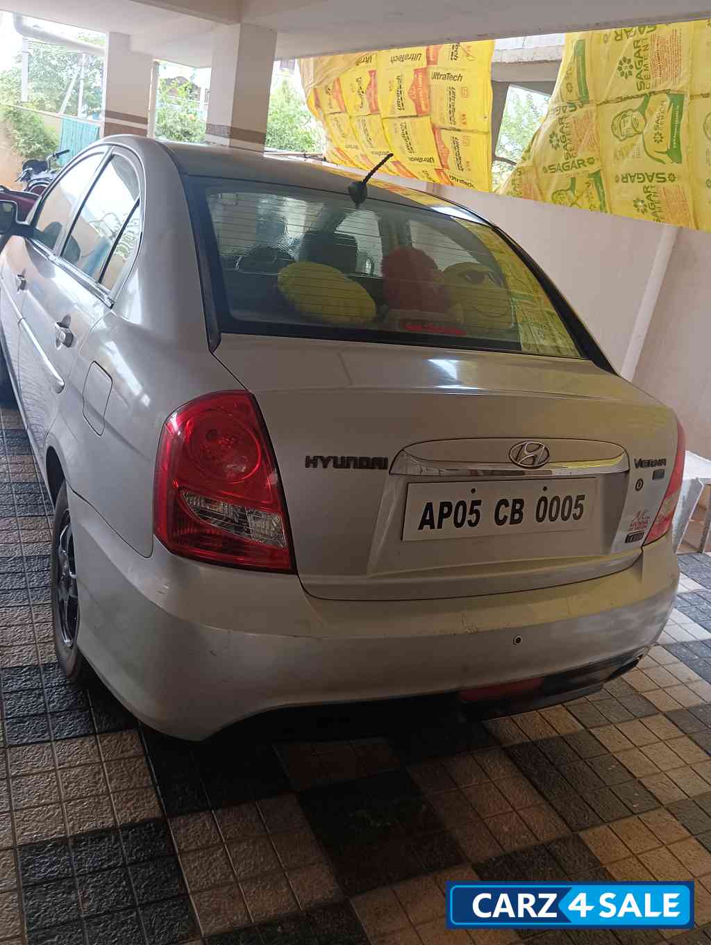 Hyundai Verna Verna crdi sx vgt-bs3 Hyundai Verna Verna crdi sx vgt-bs3