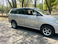 Toyota Innova G4