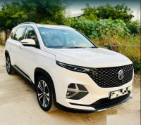 MG Hector Plus 1.5 Sharp Hybrid 6 Seater 2021 Model