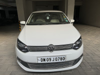 Volkswagen Vento 1.6 CR MR HIGHLINE 2013 Model