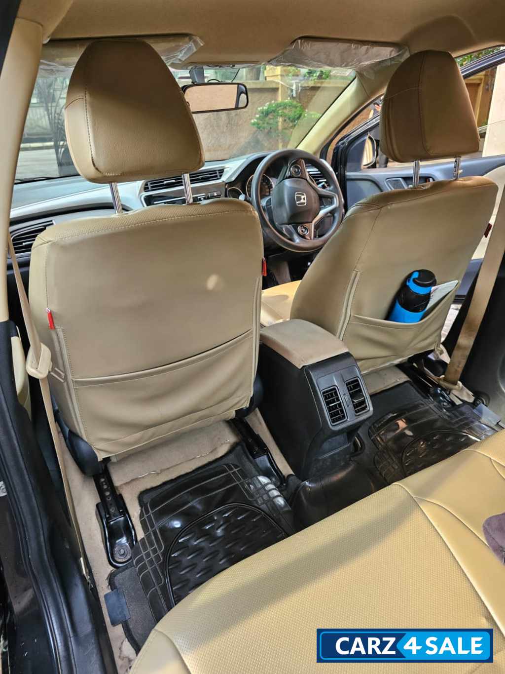 Black Honda City I-VTEC