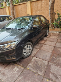Black Honda City I-VTEC