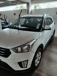 Polar White Hyundai S