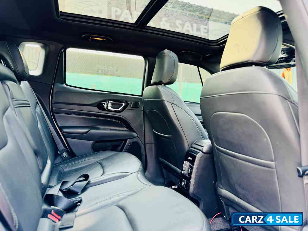 Magnesio Grey Jeep Compass Model s Magnesio Grey Jeep Compass Model s