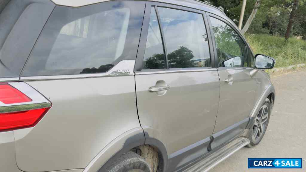 Toungstin Silver Tata Hexa 4x2 Toungstin Silver Tata Hexa 4x2