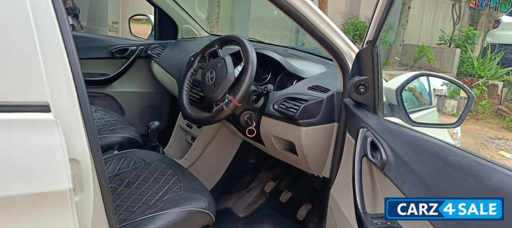 Tata Tiago Xz plus Tata Tiago Xz plus