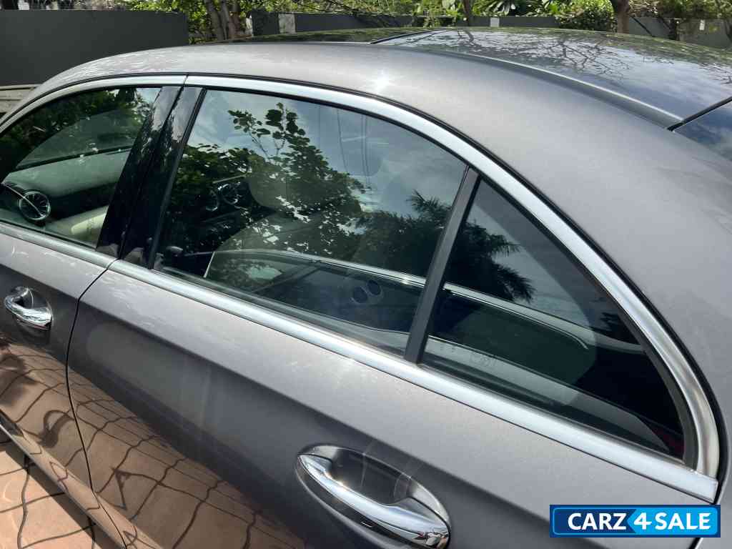 Mercedes-Benz A-Class A200 petrol