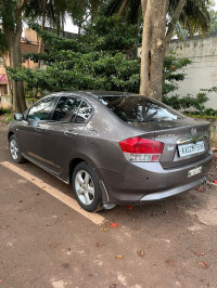 Honda City 1.5 V MT 2011 Model