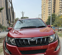 Mahindra XUV 500 W10 AT 2016 Model