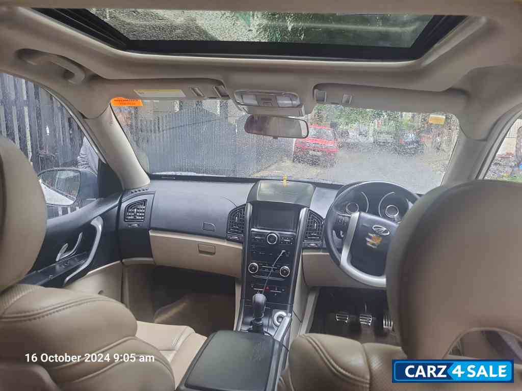 Mahindra XUV 500 W10 Mahindra XUV 500 W10