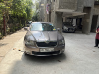 Skoda Superb 1.8 Elegance MT 2011 Model