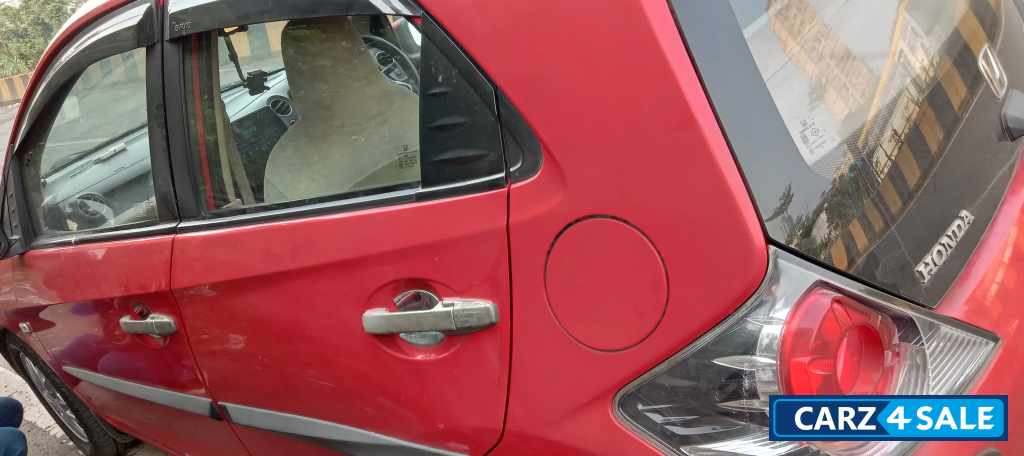 Red Honda Brio Vx MT Red Honda Brio Vx MT