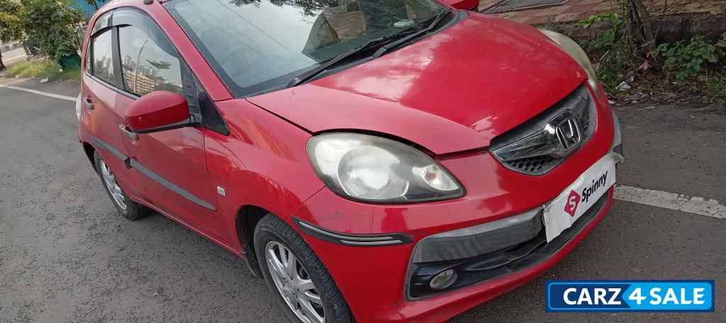 Red Honda Brio Vx MT Red Honda Brio Vx MT