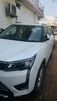 Mahindra XUV300 W8 petrol 2023 Model