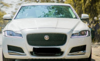 Jaguar XF Pure 2016 Model