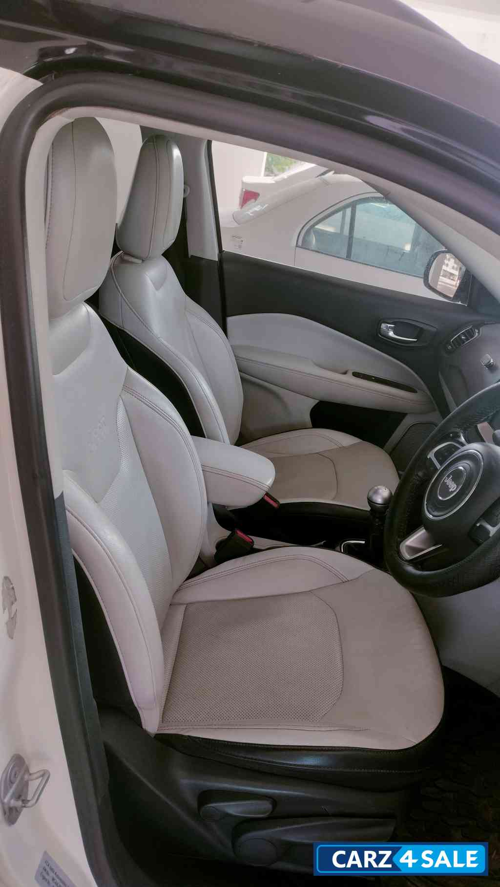 Jeep Compass 2.0 Diesel Limited Jeep Compass 2.0 Diesel Limited