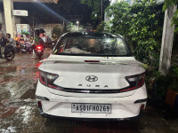 White Hyundai Aura 1.2MT KAPPA S