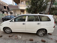 White Toyota Innova G 8 Seater
