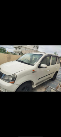 Mahindra Xylo E8 Airbags ABS