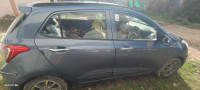 Blue Hyundai i10 Asta