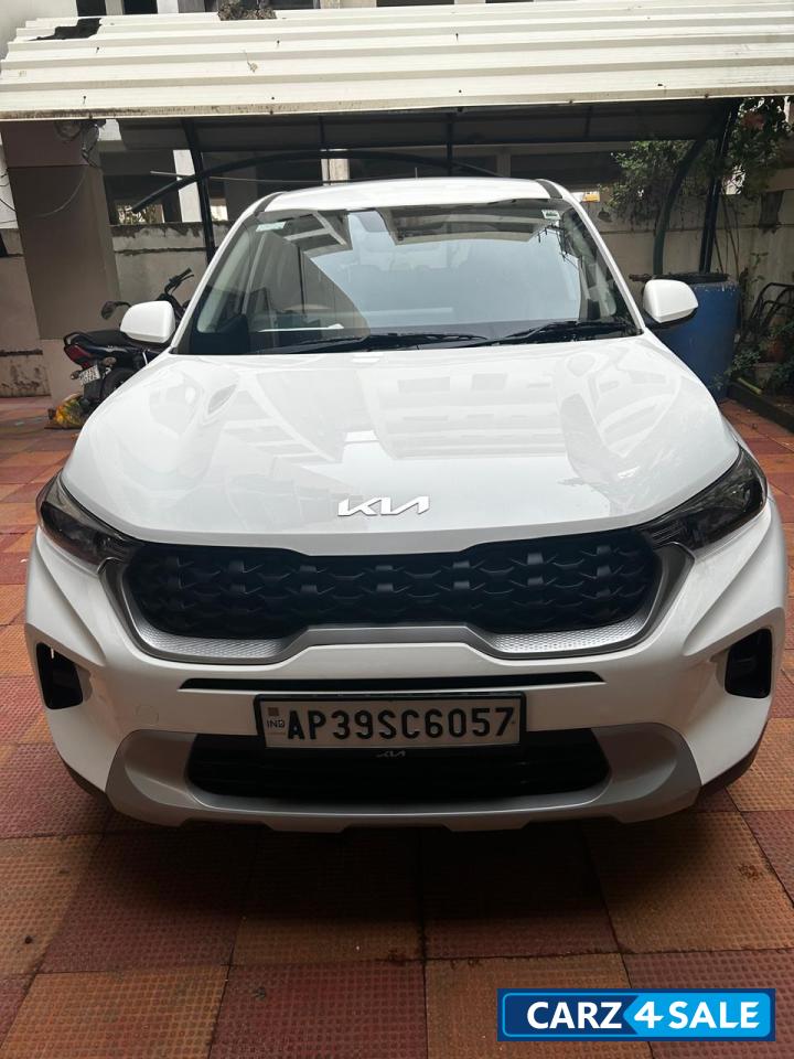 White Kia Sonet Htk White Kia Sonet Htk