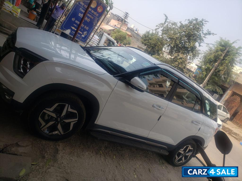 Hyundai Alcazar Motor car LMV