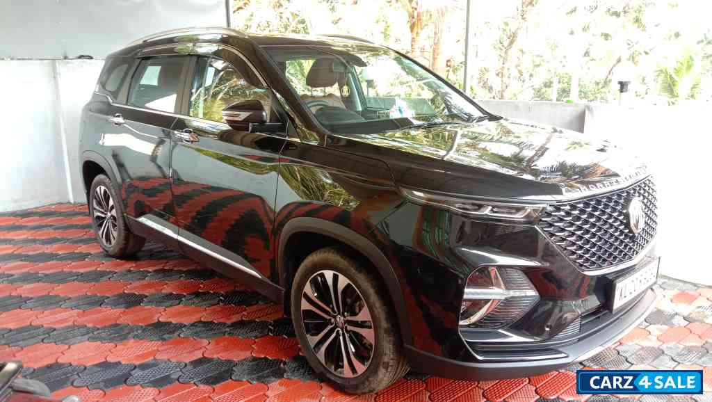 MG Hector Plus Sharp MG Hector Plus Sharp