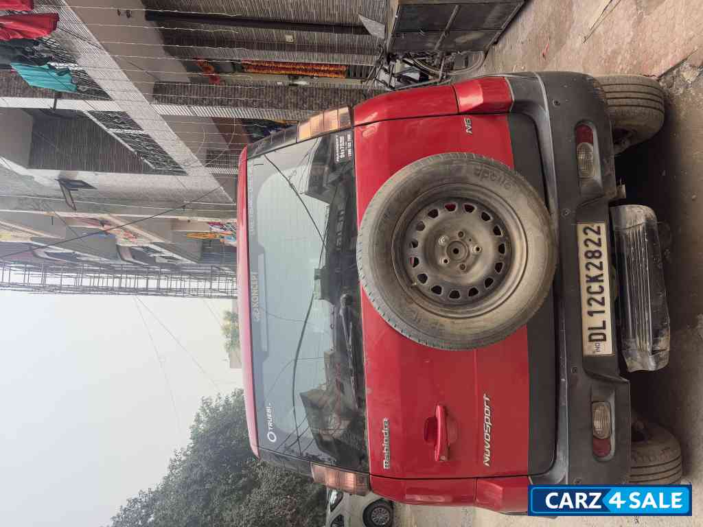 Mahindra NuvoSport N6