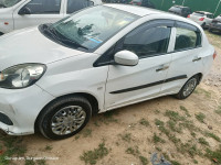 White Honda Amaze E MT