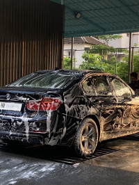 Blue BMW 3-Series 320 D