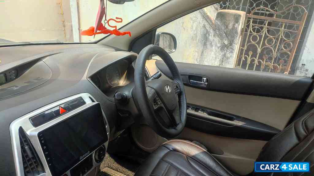 Hyundai i20 Sportz Hyundai i20 Sportz