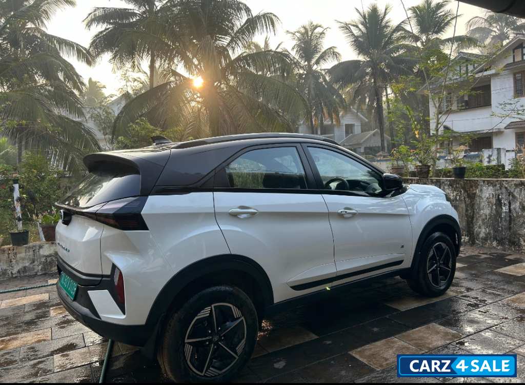 Tata Nexon Nexon ev fearless 45