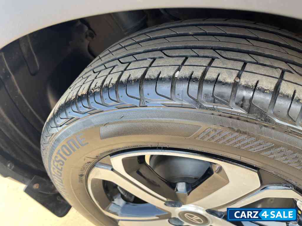 Tata Nexon XZ+S Tata Nexon XZ+S