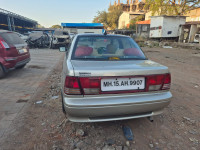 Maruti Suzuki Esteem lxi