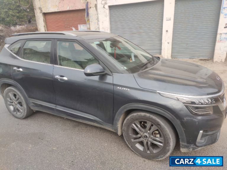 Grey Kia Seltos HTX Plus AT 1.5 Grey Kia Seltos HTX Plus AT 1.5