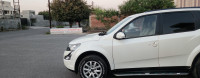 Mahindra XUV 500 W8