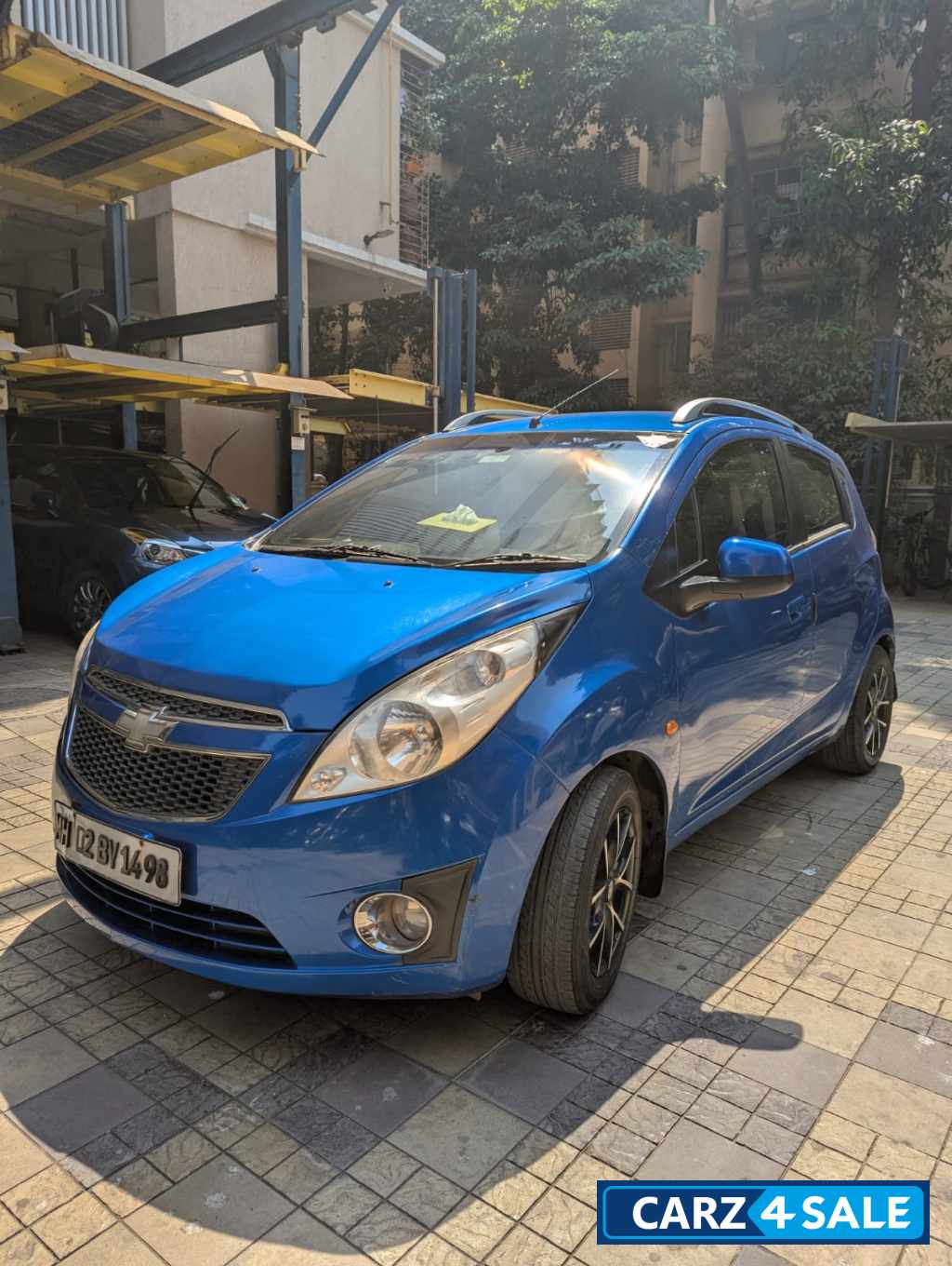Morocan Blue Chevrolet Beat Petrol LT Morocan Blue Chevrolet Beat Petrol LT