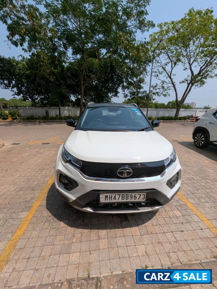 Tata Nexon XZ PLUS (O) DUAL TONE