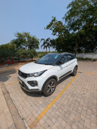 Tata Nexon XZ PLUS (O) DUAL TONE