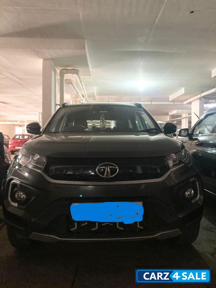 Daytona Grey Tata Nexon XZ+